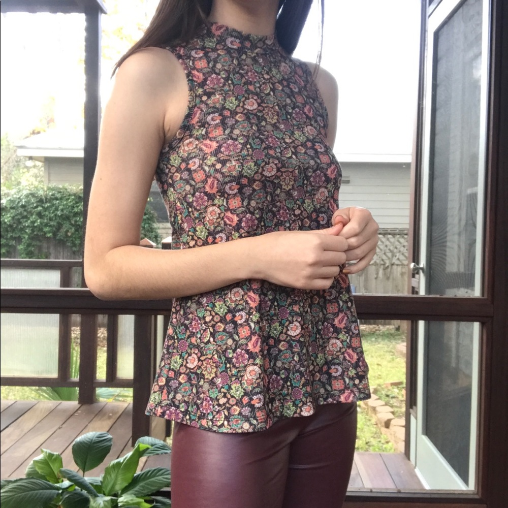 Floral peplum tank